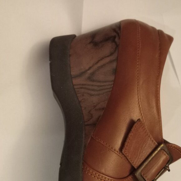 Danish Clogs - Picture 2 of 6